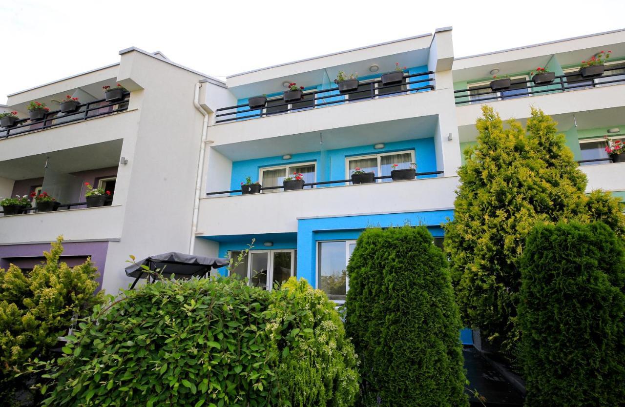 Stayinn Rainbow Houses Beachfront By Asteri Hotels ساني بيتش المظهر الخارجي الصورة