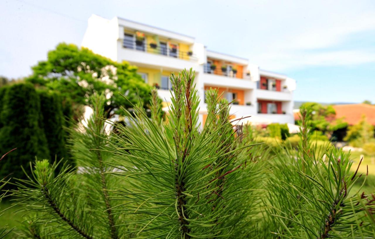 Stayinn Rainbow Houses Beachfront By Asteri Hotels ساني بيتش المظهر الخارجي الصورة