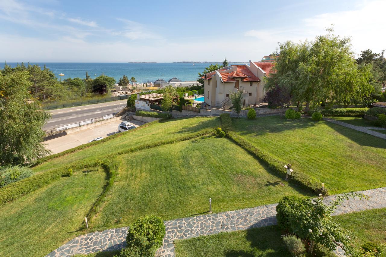 Stayinn Rainbow Houses Beachfront By Asteri Hotels ساني بيتش المظهر الخارجي الصورة
