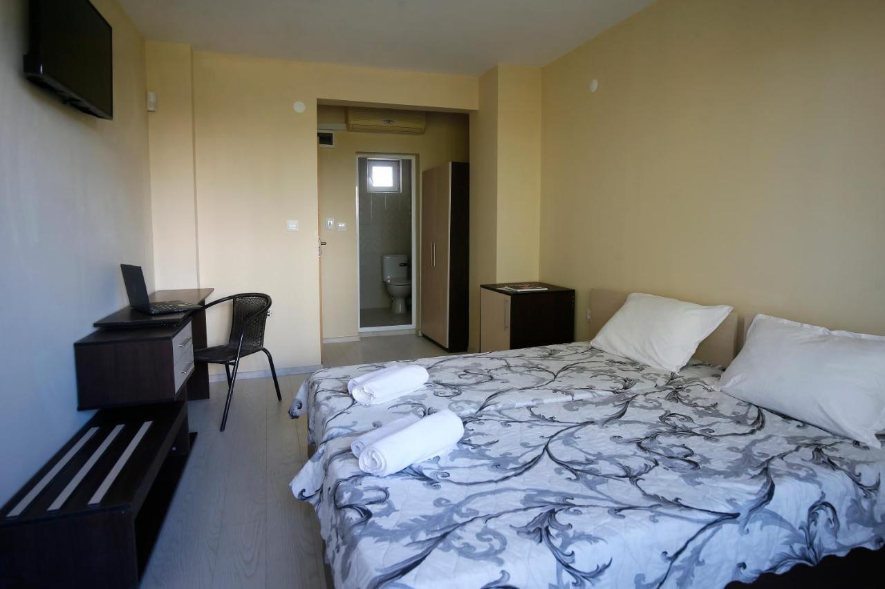 Stayinn Rainbow Houses Beachfront By Asteri Hotels ساني بيتش المظهر الخارجي الصورة